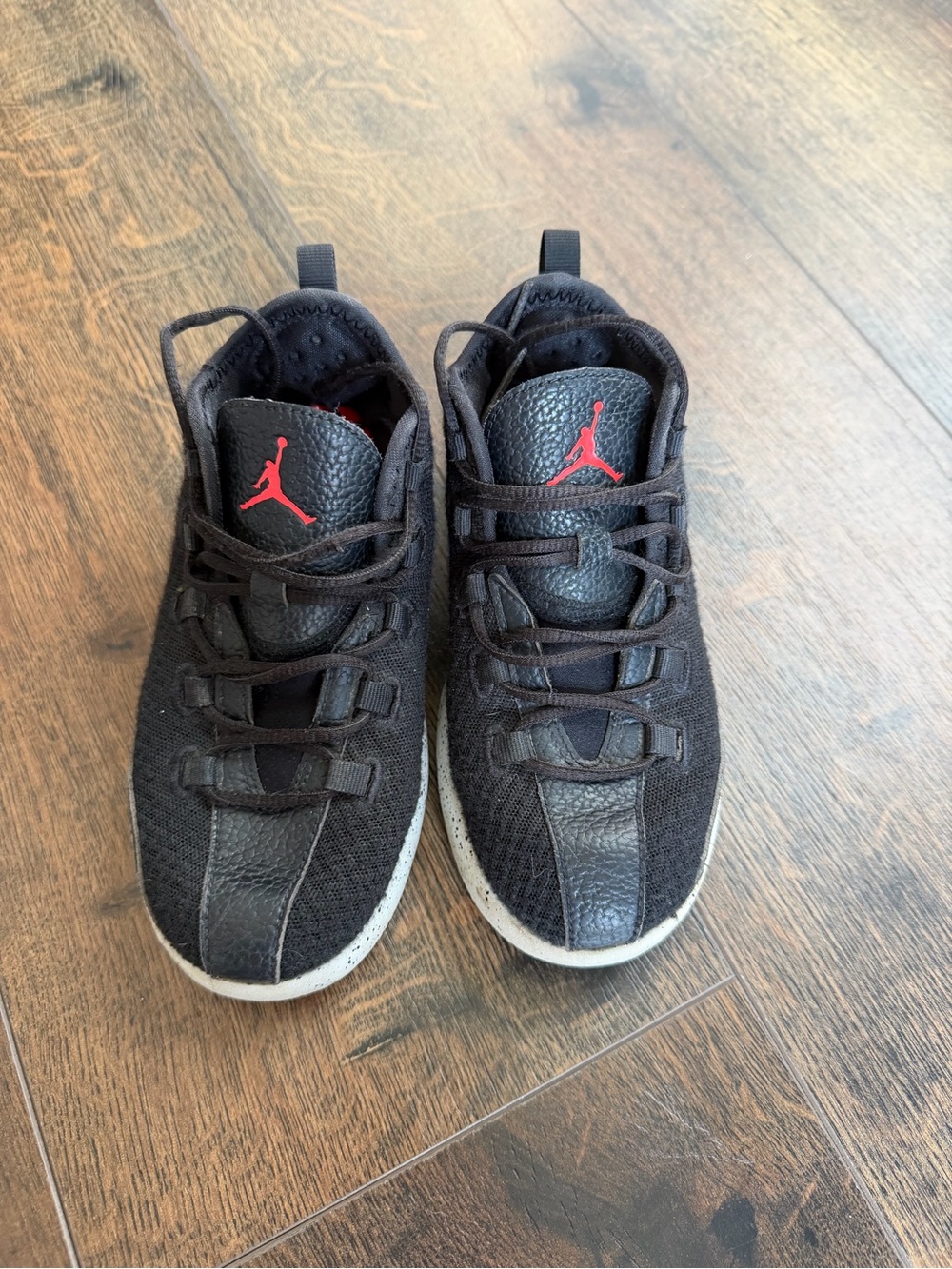 Jordan Reveal Sneakers with Red Jumpman Accent